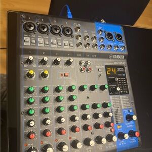 Yamaha MG10XU audio mixer in blue, gray, black
